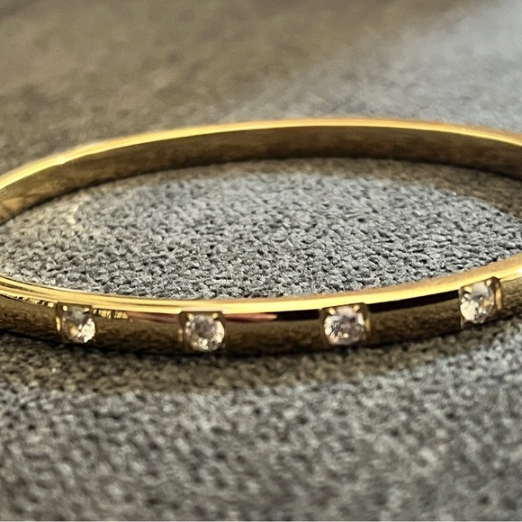 Set of 4 bracelets, 2 earrings and 1 nose ring. All NEW! - Picture 8 of 14